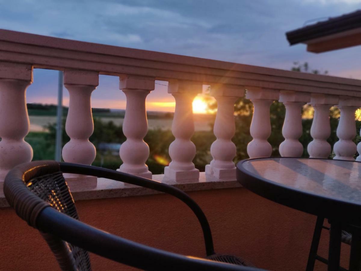 Apartment Sole Умаг Екстериор снимка